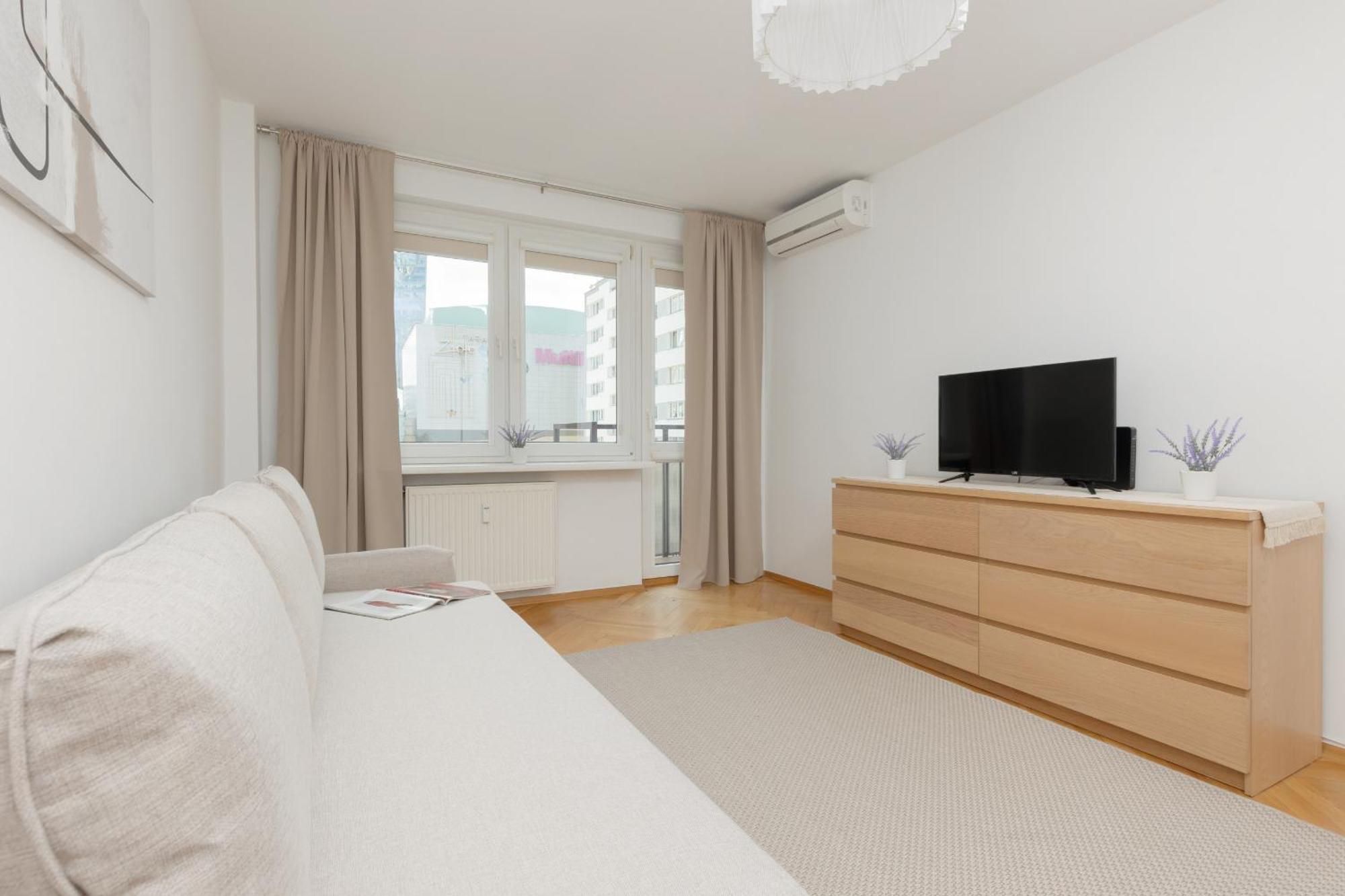 City Center Chmielna 100 华沙 外观 照片