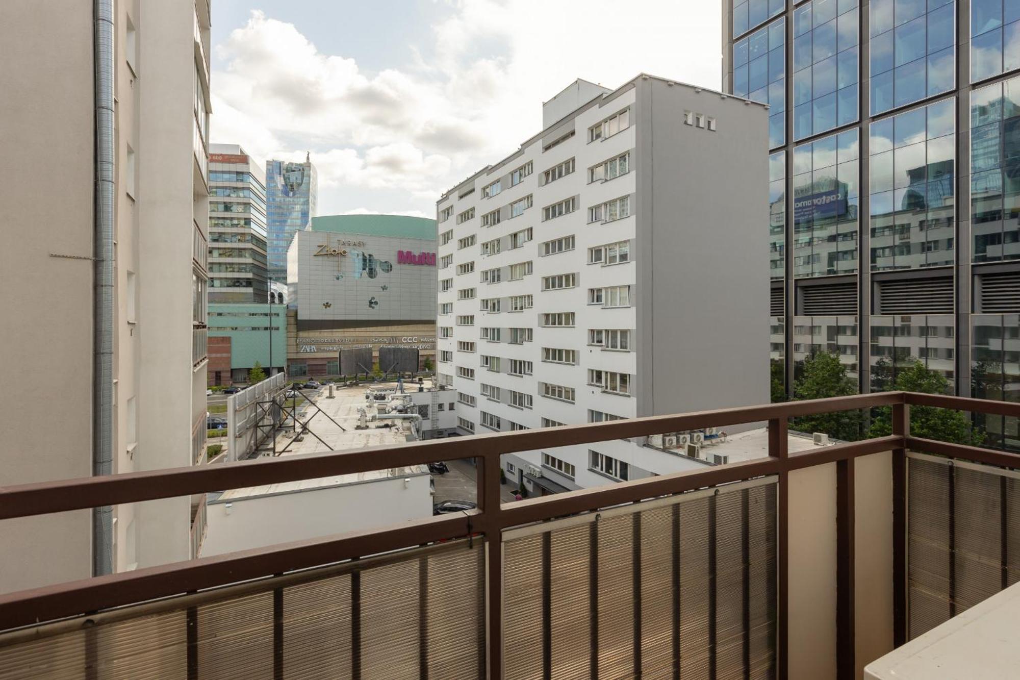 City Center Chmielna 100 华沙 外观 照片